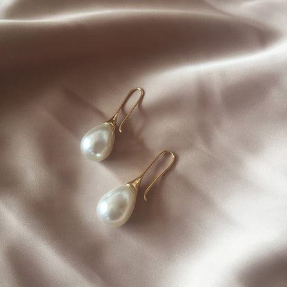 Edie pearl drop earrings, short length