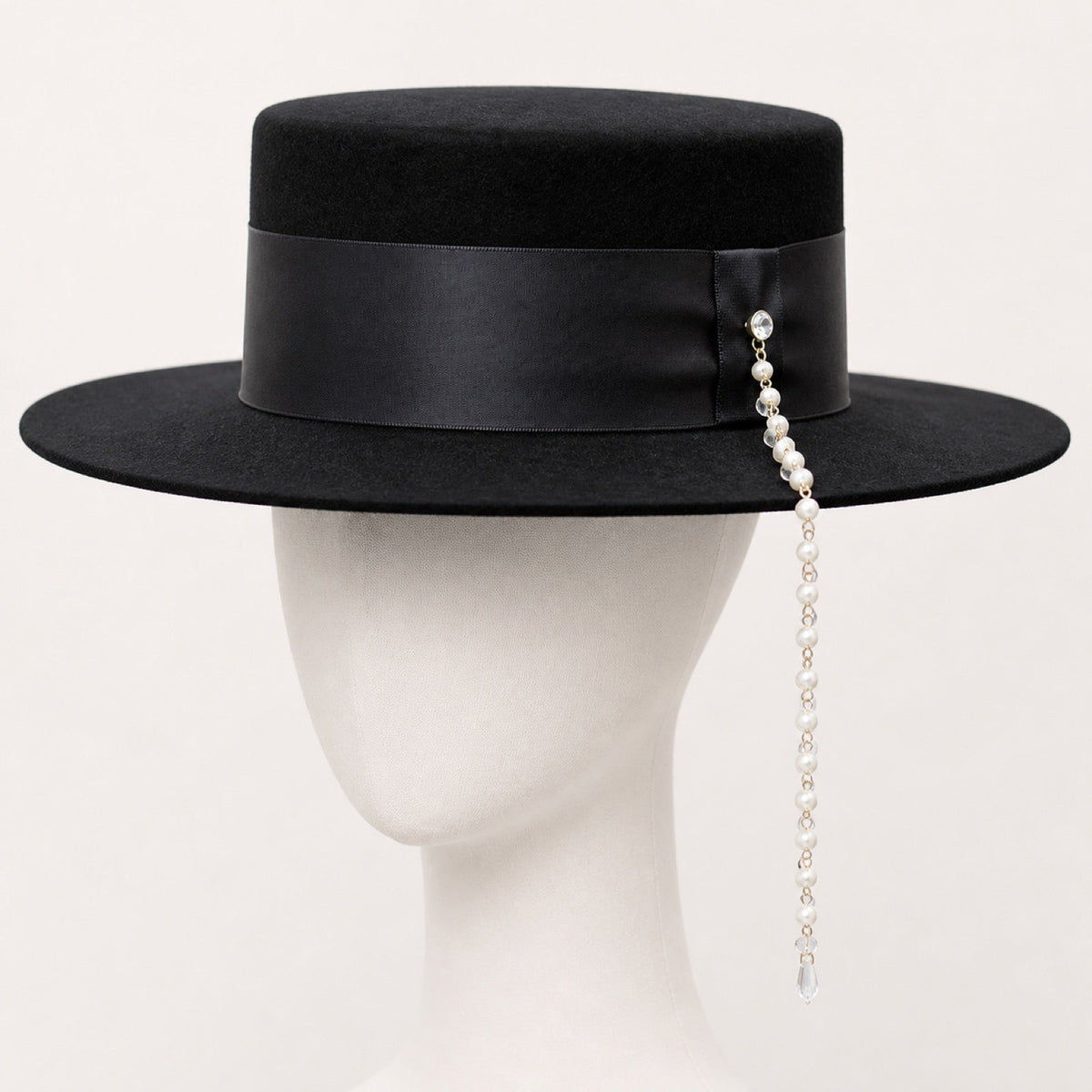 Cleo Pearl Band Felt Boater in black with long side pearl and crystal chain