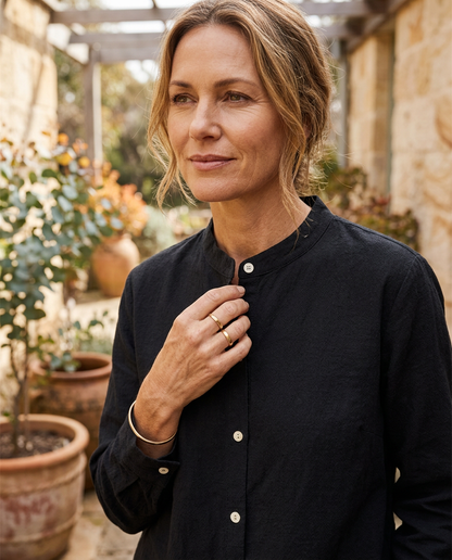 Romy relaxed linen shirt, collar detail, worn - Lia Dora