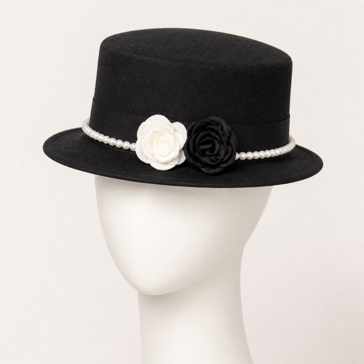 Mabel Pearl Chain Flat Top Hat in black